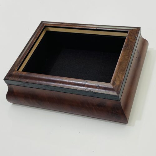 Olde Colonial Dark Burl box 7" x 5"                                                                                                                                                                                                                                                                                                                                                                                                                                                                                                                                                                                                                                                                                                                                                                                                                                                                  nn                                                                                                                                                                                                                                                                                                                                                                                                                                                                                                                                                                                                                                                                                                                                                          n                                                                                                                                                                                                                                                                                                                                                                                                                                                                                                                                                                                                                                                                                                                                                                                                                                                                                                                                                                                                                                                                                                                                                                                                                                                                                                                                                                                                                                                                                                                                                                                                                                                                                                                                                                                                                                                                                                                                                                                                                                                                                                                                                                                                                                                                                                                                                                                                                                                                                                                                                                                                                                                                                                                                                             Small Box with Needlework theme insert (Copy) (Copy)