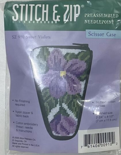 SNZ 910 Violets Floral Scissor Case